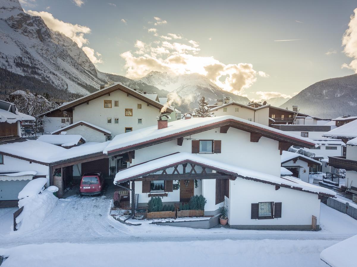 Chalet Holzerstubn 埃尔瓦尔德 外观 照片